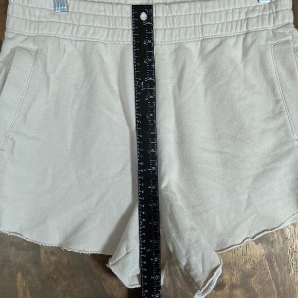 Aerie Womens Shorts Tan Pull On Cut Off Fleece Pockets Comfort Medium - Picture 7 of 10
